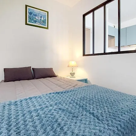 Awesome In With Kitchen Apartment *